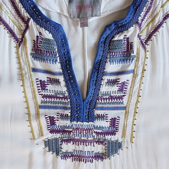 Swim Cover with Embroidery and Shark Bite Hem - For Cynthia Beachwear, White, S - Picture 3 of 10